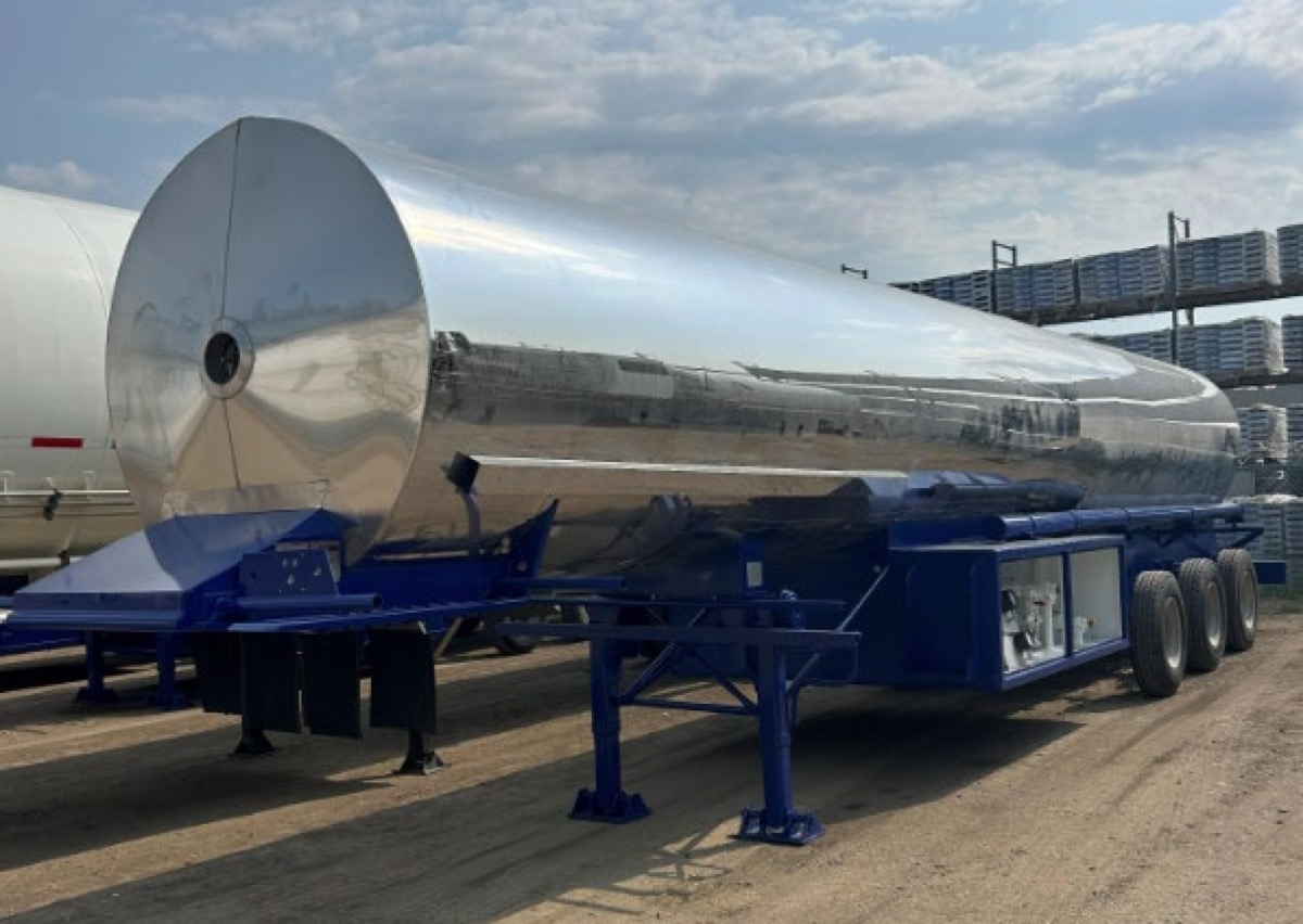 Complete CO₂ Trailer Refurbishment - including new piping & engine